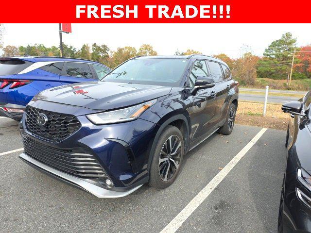 2022 Toyota Highlander XSE 2022 Toyota Highlander XSE