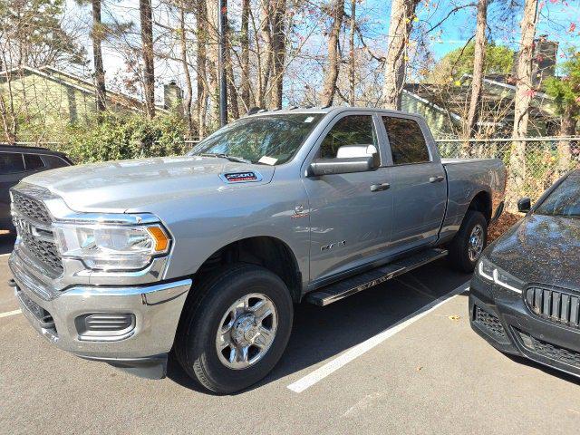 2022 RAM 2500 Tradesman Crew Cab 4x4 64 Box