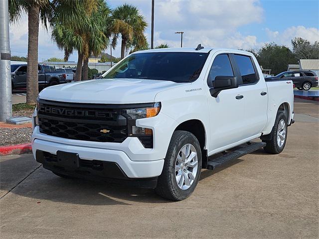 2022 Chevrolet Silverado 1500 4WD Crew Cab Short Bed Custom 2022 Chevrolet Silverado 1500 4WD Crew Cab Short Bed Custom