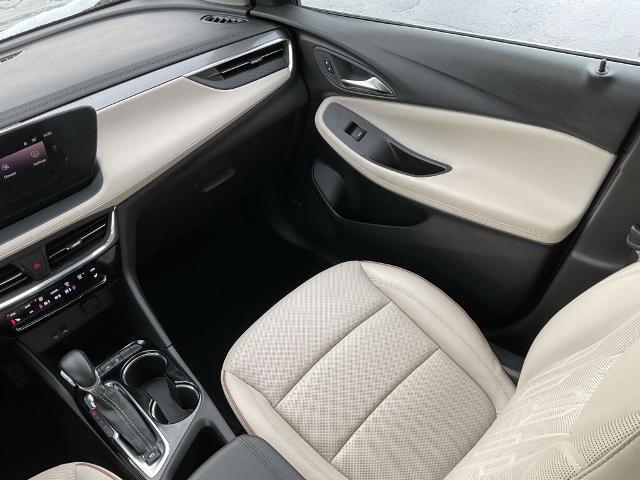 2024 Buick Encore GX Avenir FWD