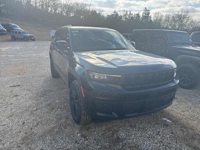 2025 Jeep Grand Cherokee GRAND CHEROKEE L ALTITUDE X 4X4 2025 Jeep Grand Cherokee GRAND CHEROKEE L ALTITUDE X 4X4