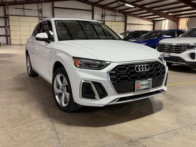 2023 Audi Q5 Premium Plus 45 TFSI S line quattro 2023 Audi Q5 Premium Plus 45 TFSI S line quattro