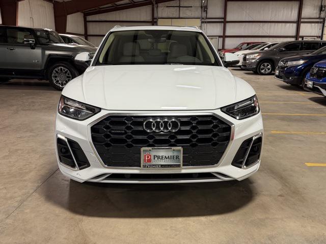 2023 Audi Q5 Premium Plus 45 TFSI S line quattro 2023 Audi Q5 Premium Plus 45 TFSI S line quattro