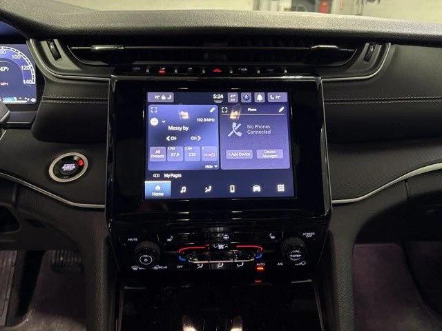 2025 Jeep Grand Cherokee L Altitude X 4x4 2025 Jeep Grand Cherokee L Altitude X 4x4