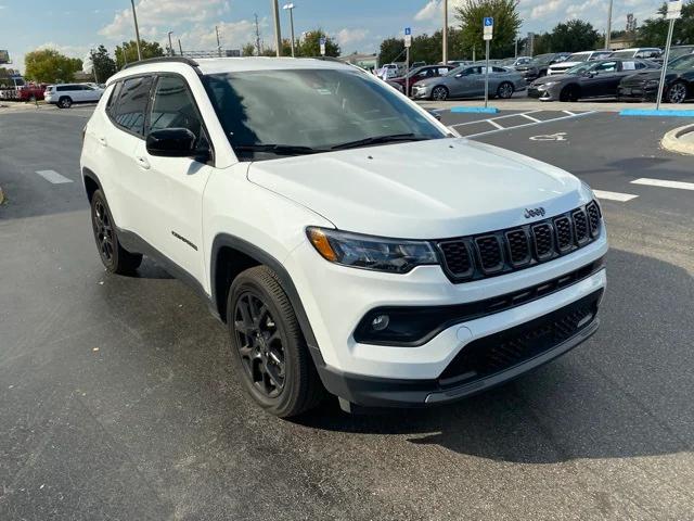 2025 Jeep Compass Latitude 4x4 2025 Jeep Compass Latitude 4x4