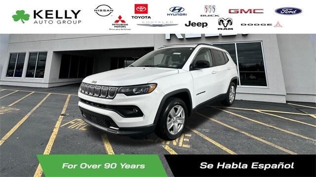 2022 Jeep Compass Latitude FWD