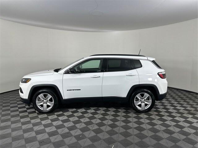 2022 Jeep Compass Latitude FWD