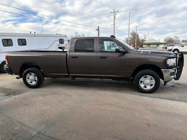 2020 RAM 3500 Tradesman Crew Cab 4x4 8 Box