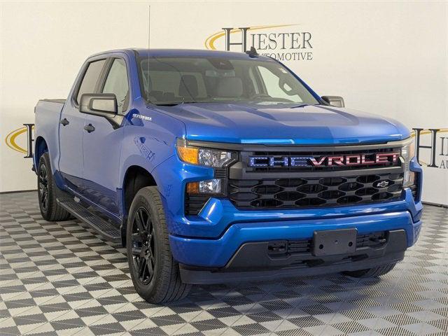 2022 Chevrolet Silverado 1500 4WD Crew Cab Short Bed Custom 2022 Chevrolet Silverado 1500 4WD Crew Cab Short Bed Custom