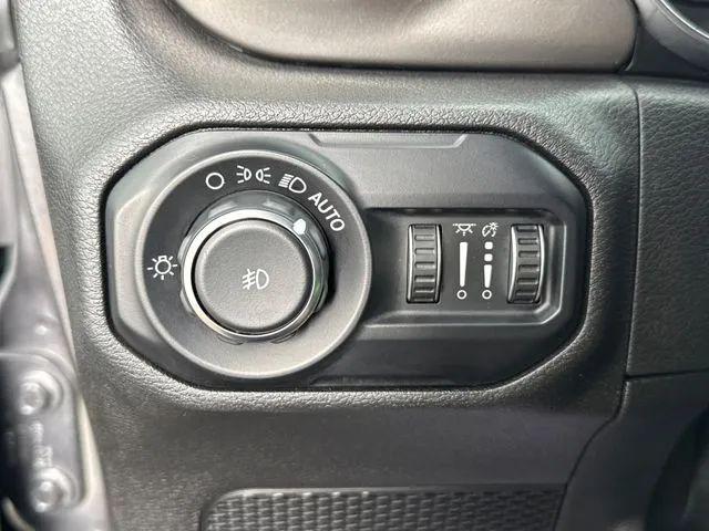 2018 Jeep Wrangler Unlimited Sahara 4x4