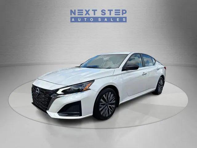 2024 Nissan Altima SV FWD