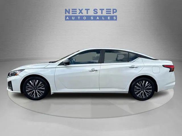 2024 Nissan Altima SV FWD