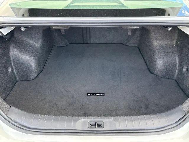 2024 Nissan Altima SV FWD
