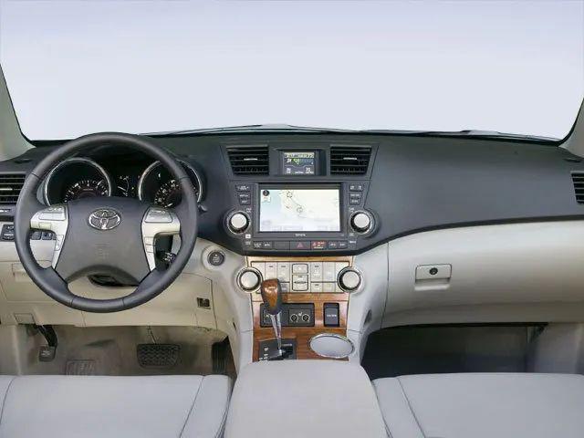 2010 Toyota Highlander SE V6