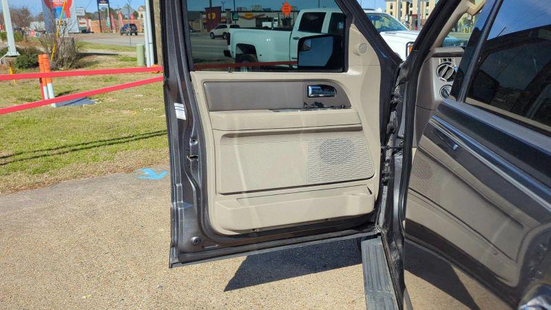 2014 Ford Expedition XLT