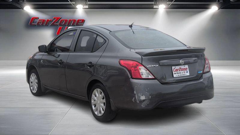 2016 Nissan Versa 1.6 S+