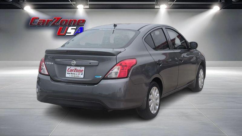 2016 Nissan Versa 1.6 S+