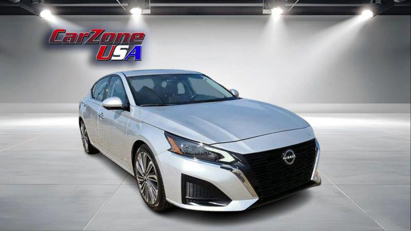 2023 Nissan Altima SL FWD