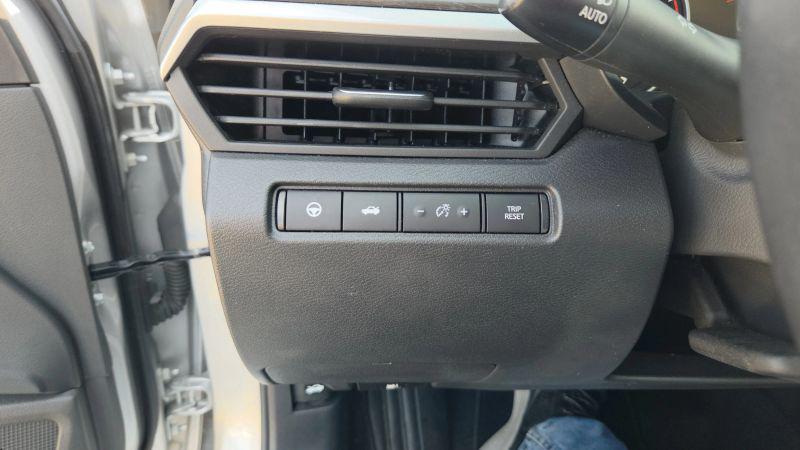 2023 Nissan Altima SL FWD