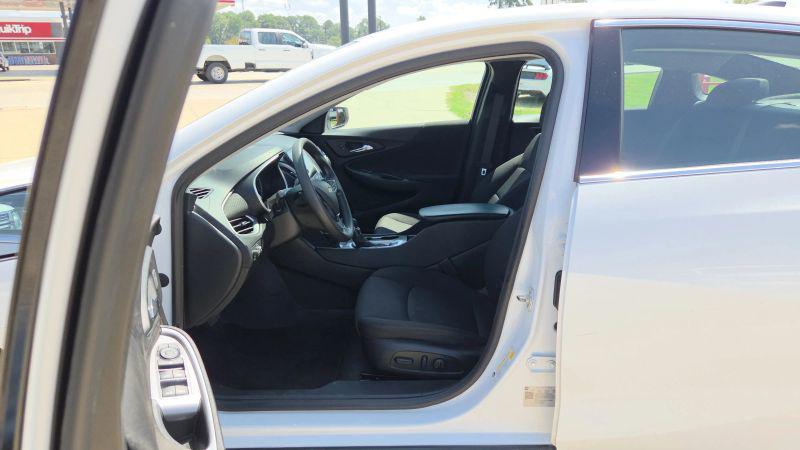 2024 Chevrolet Malibu FWD 1FL