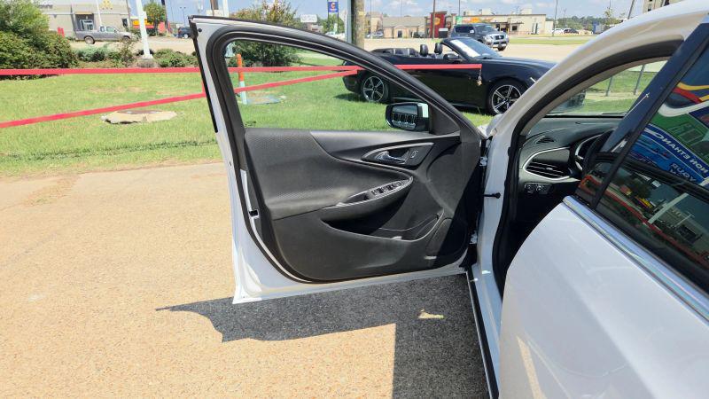 2024 Chevrolet Malibu FWD 1FL