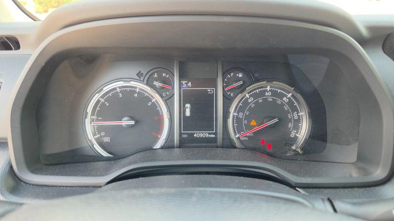 2024 Toyota 4Runner TRD Off Road