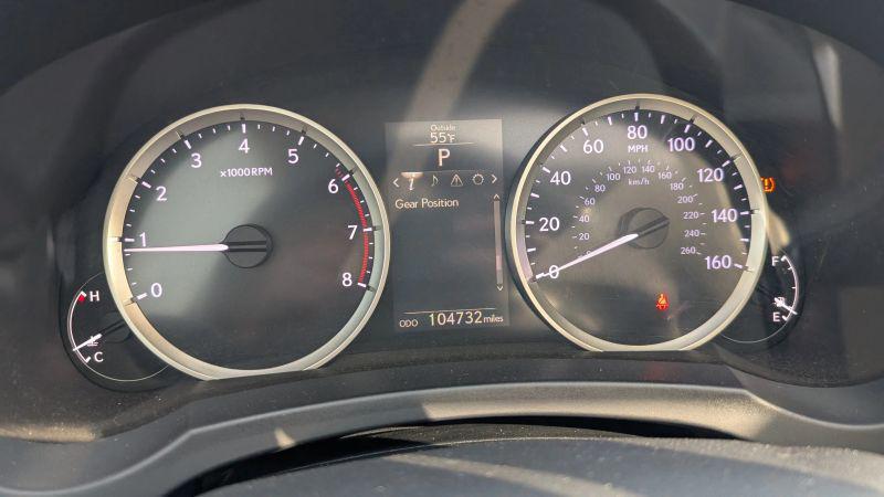 2016 Lexus IS 200t 200t