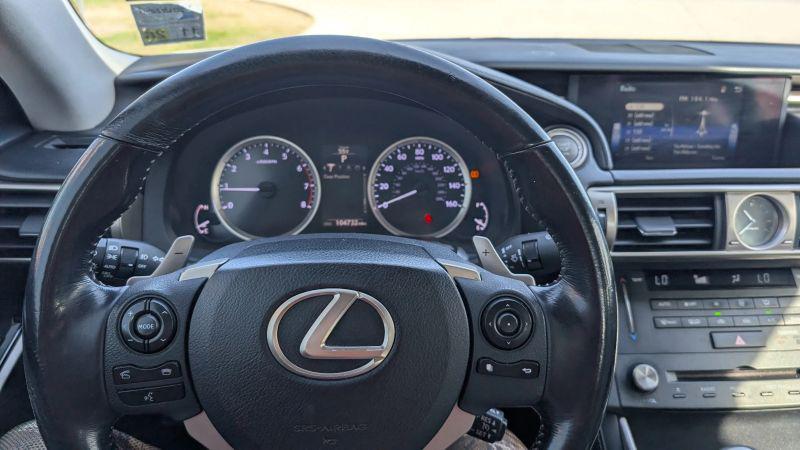 2016 Lexus IS 200t 200t