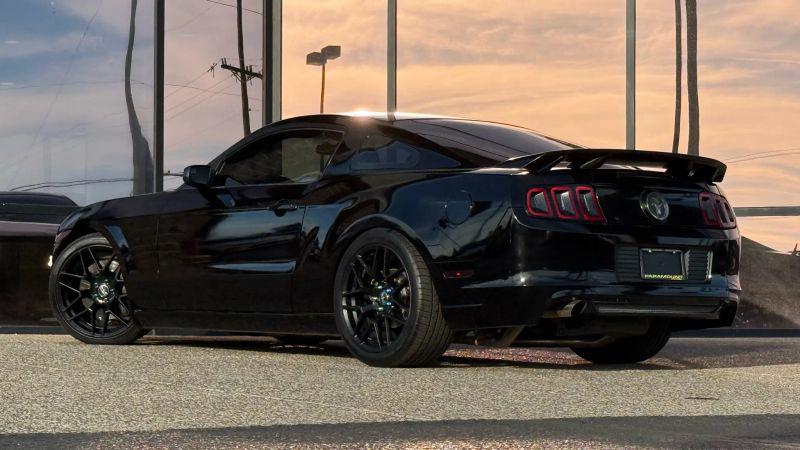 2014 Ford Mustang V6