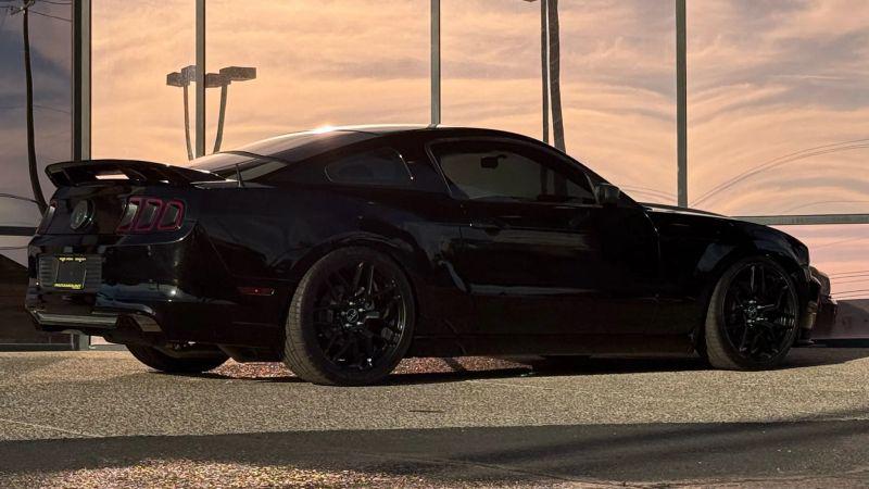 2014 Ford Mustang V6