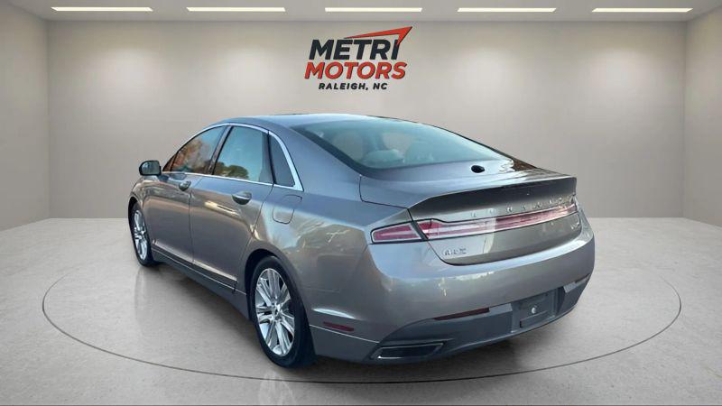 2015 Lincoln MKZ Base