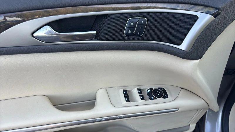 2015 Lincoln MKZ Base