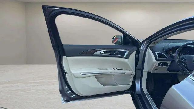 2015 Lincoln MKZ Base