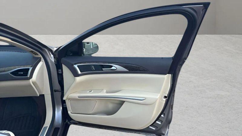 2015 Lincoln MKZ Base