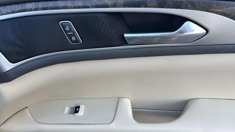 2015 Lincoln MKZ Base