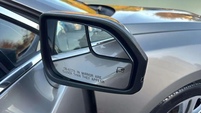 2015 Lincoln MKZ Base