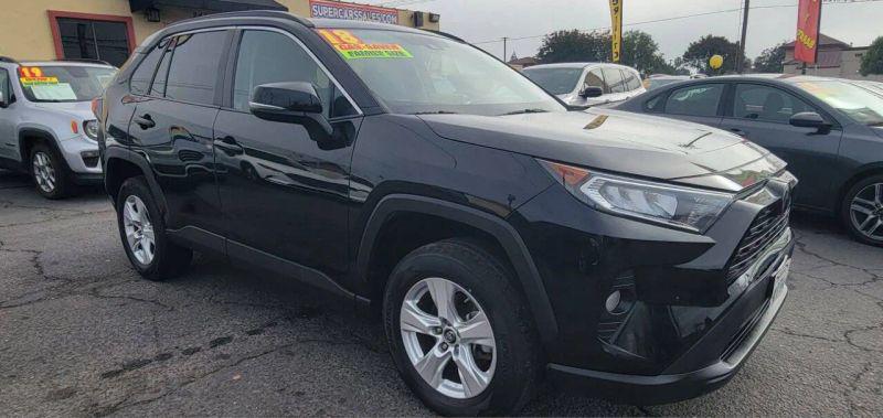 2019 Toyota RAV4 XLE for sale in Oakdale, CA