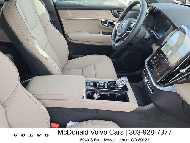 2026 Volvo XC90 Plus, B6 AWD Gas (mild hybrid), Gasoline, Bright, 7 Seats