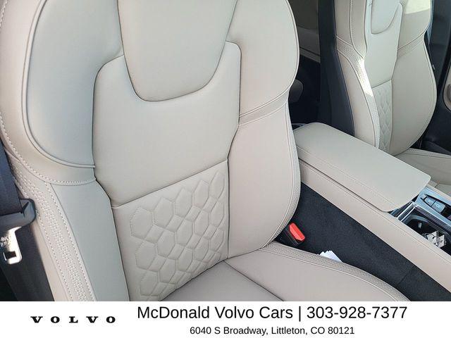 2026 Volvo XC90 Plus, B6 AWD Gas (mild hybrid), Gasoline, Bright, 7 Seats
