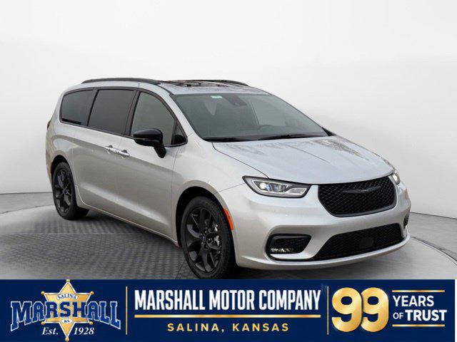 2026 Chrysler Pacifica Limited for sale in Salina, KS