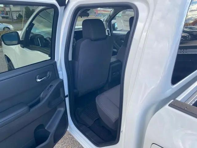 2026 Nissan Frontier Crew Cab SV 4x4