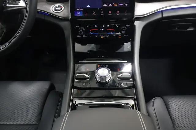 2025 Jeep Grand Cherokee L Overland 4x4