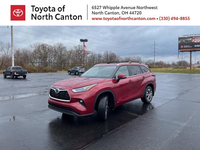 2024 Toyota Highlander XLE's photo
