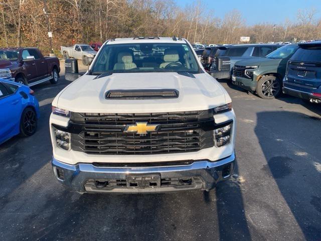 2024 Chevrolet Silverado 3500HD Chassis Work Truck 2024 Chevrolet Silverado 3500HD Chassis Work Truck