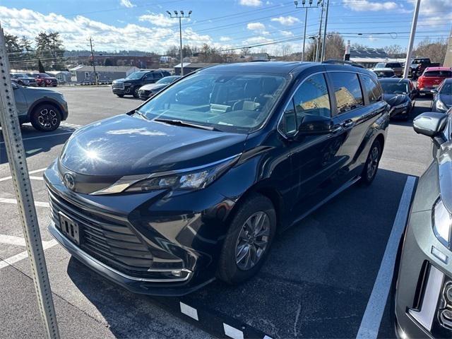 2024 Toyota Sienna XLE 2024 Toyota Sienna XLE