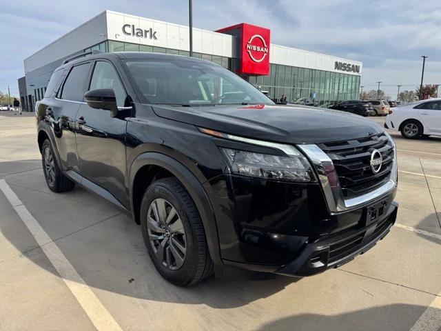 2024 Nissan Pathfinder SV FWD 2024 Nissan Pathfinder SV FWD