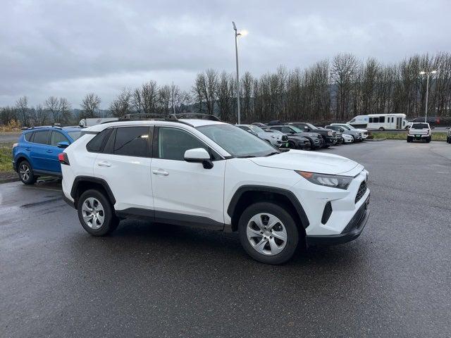 2021 Toyota RAV4 LE 2021 Toyota RAV4 LE