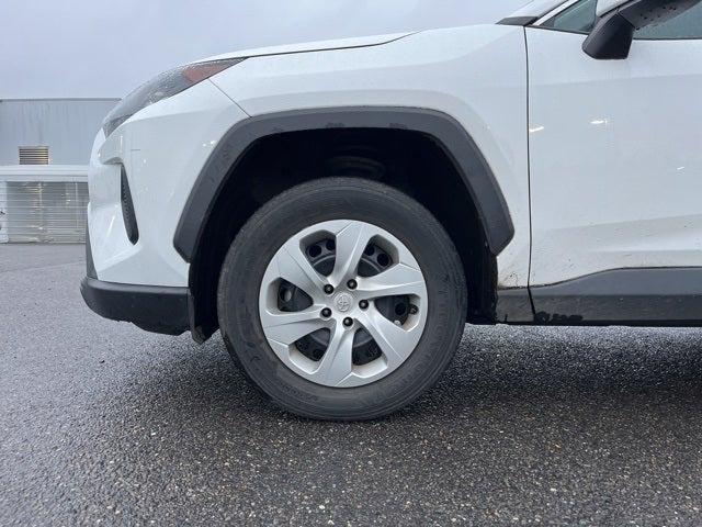 2021 Toyota RAV4 LE 2021 Toyota RAV4 LE