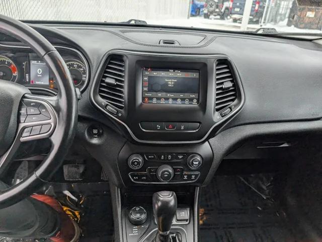2021 Jeep Cherokee Latitude Lux 4X4 2021 Jeep Cherokee Latitude Lux 4X4