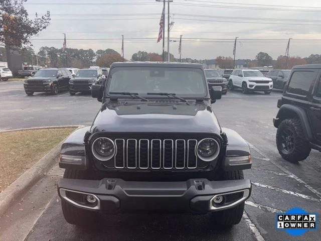 2025 Jeep Wrangler 4-Door Sahara 4x4